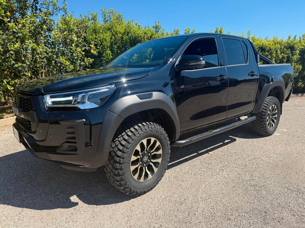 Toyota Hilux 2.8 D-4D A/T 4WD 4 porte Double Cab GR SPORT