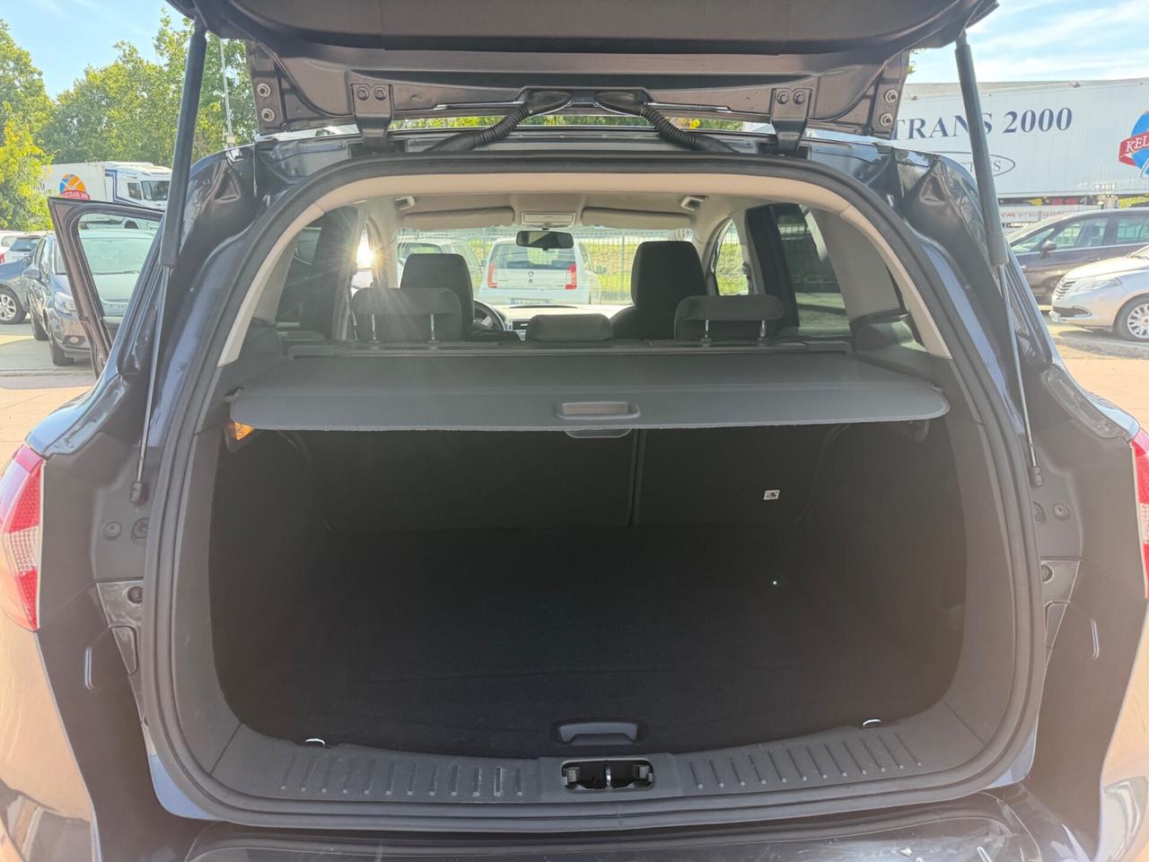 Ford Kuga Kuga+ 2.0 TDCi 140 CV 2WD DPF