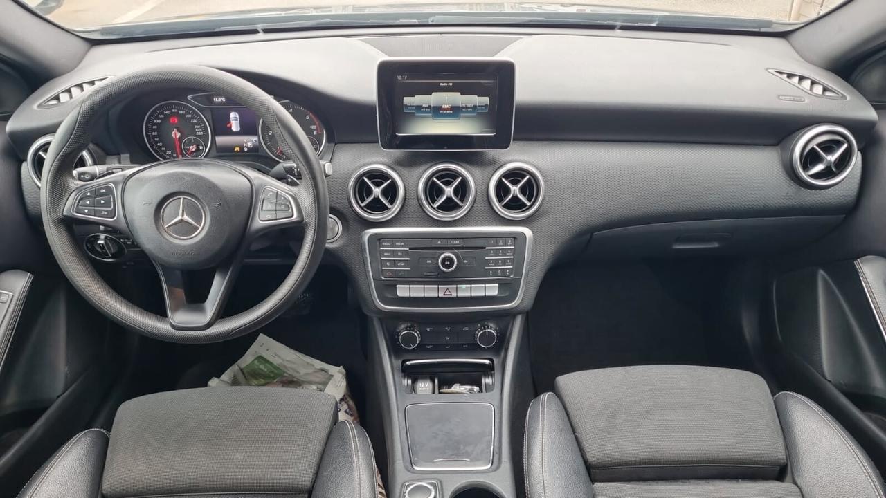 Mercedes-benz A 160 d Automatic Premium 90CV - 66KW