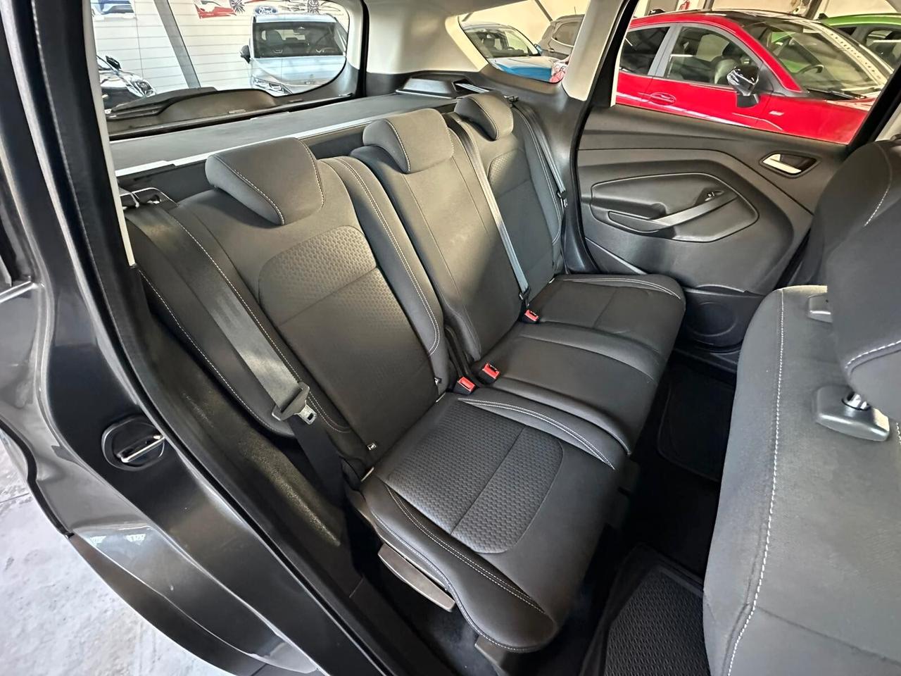 Ford Kuga 1.5 TDCI 120 CV S&S 2WD Titanium