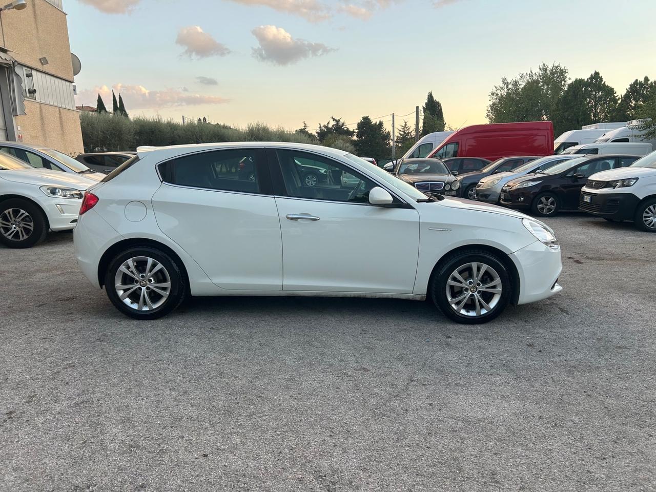 Alfa Romeo Giulietta 1.6 JTDm-2 105 CV