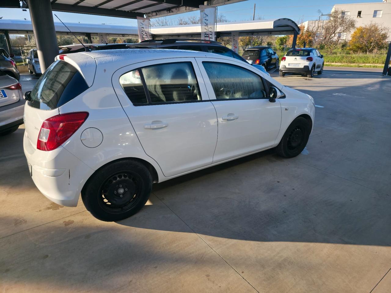 Opel Corsa 1.2 80CV 5 porte GPL-TECH Enjoy