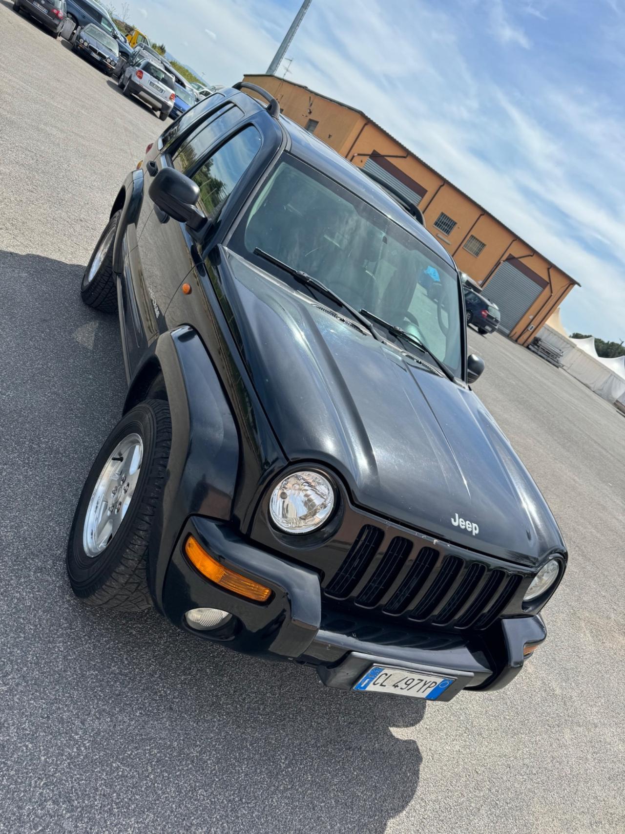 Jeep Cherokee 2.8 CRD LIMITED