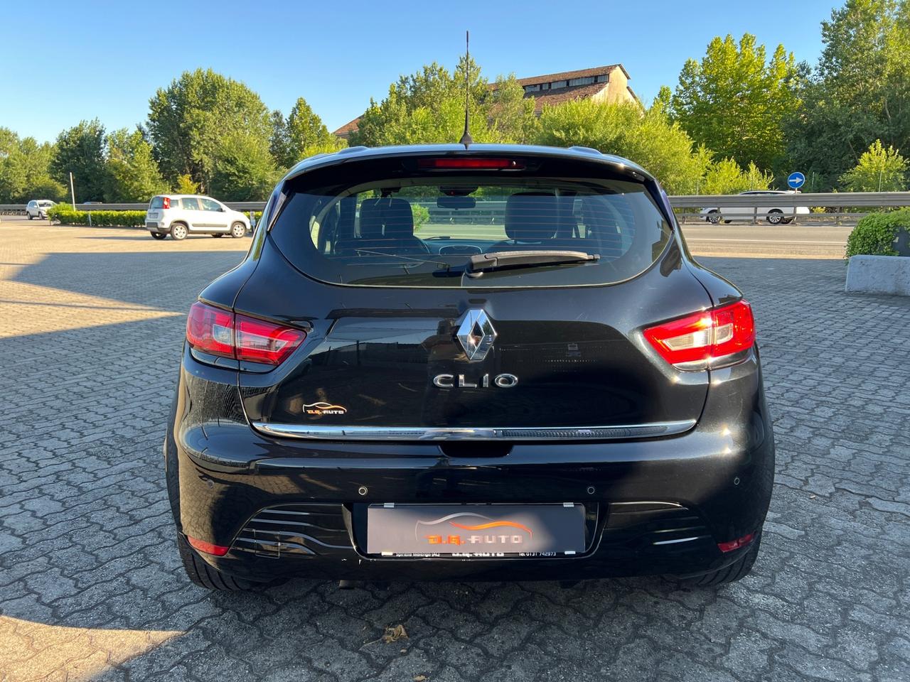 Renault Clio 1.2 75CV 5 porte Life