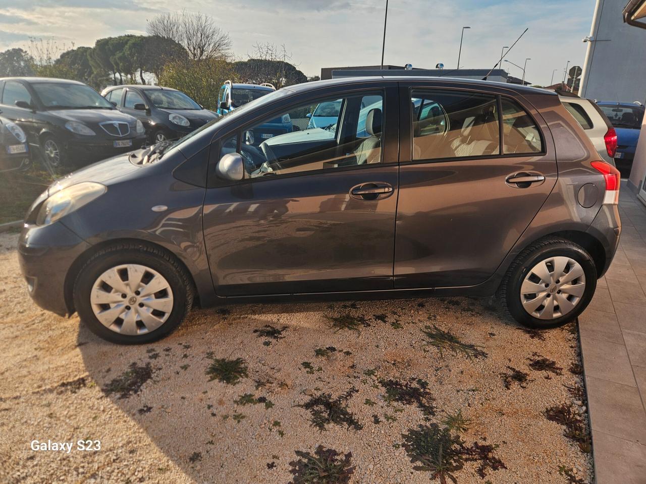 Toyota Yaris 1.3 5 porte Sol