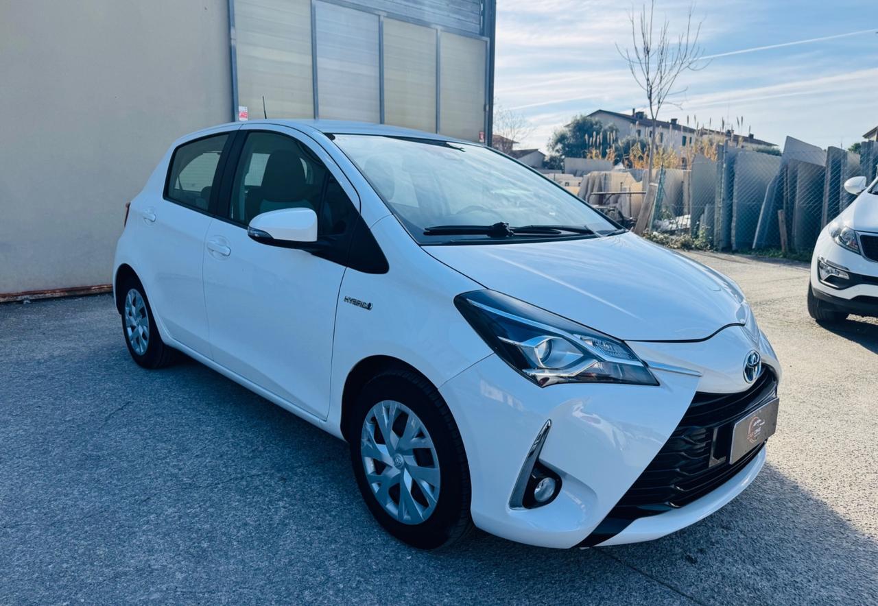 Toyota Yaris 1.5 Hybrid 5 porte Active