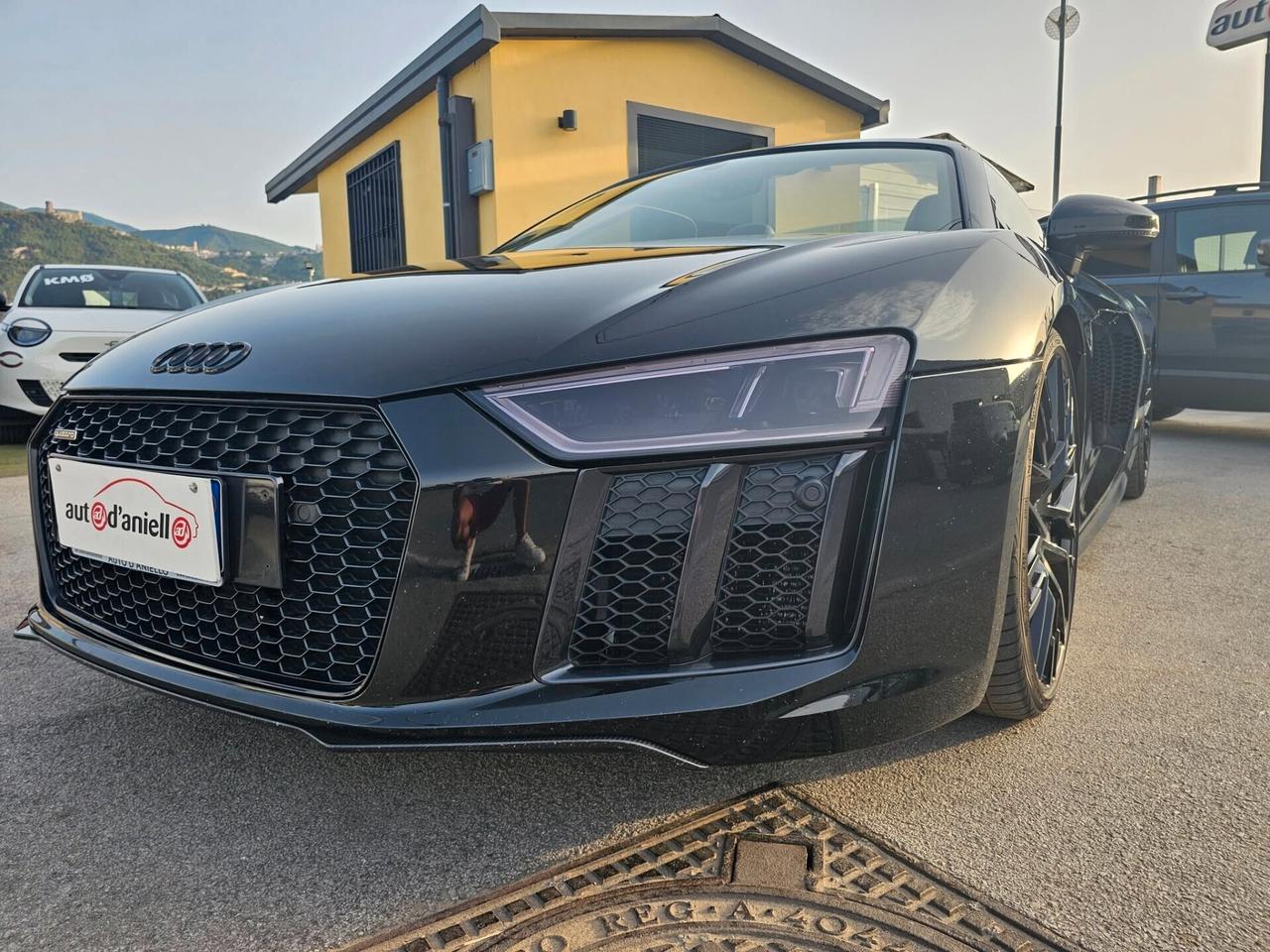 Audi R8 Spyder 5.2 540cv quattro Carboceramica