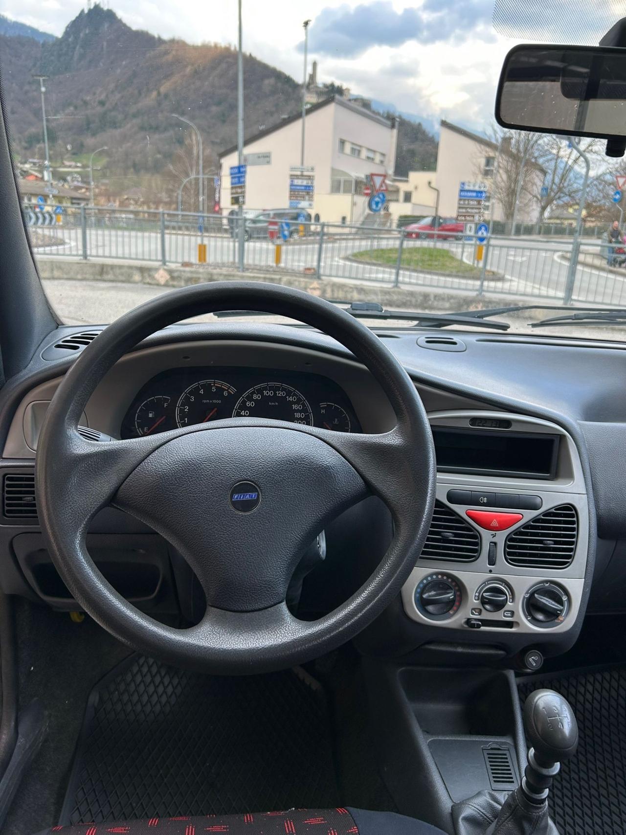 Fiat Strada 1.9 JTD Pick-up