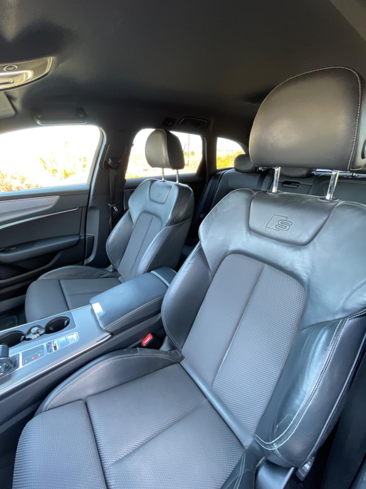 Audi A6 Avant 40 2.0 TDI S tronic S-line edition