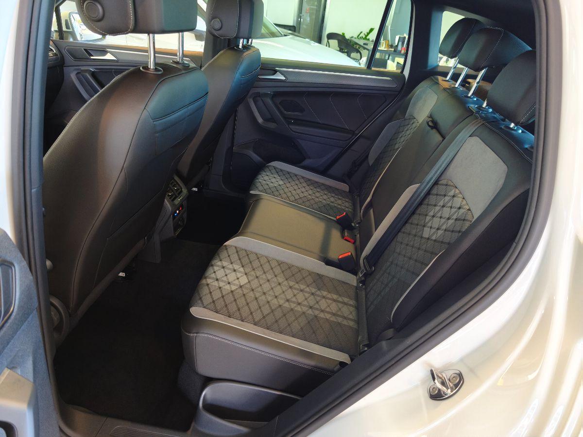 VOLKSWAGEN Tiguan 2.0 TDI R-Line Tetto Solo 80.000km