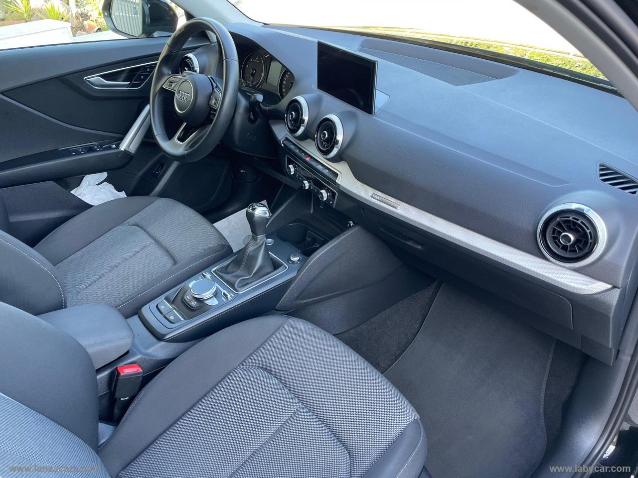 AUDI Q2 30 TDI Business Advanced
