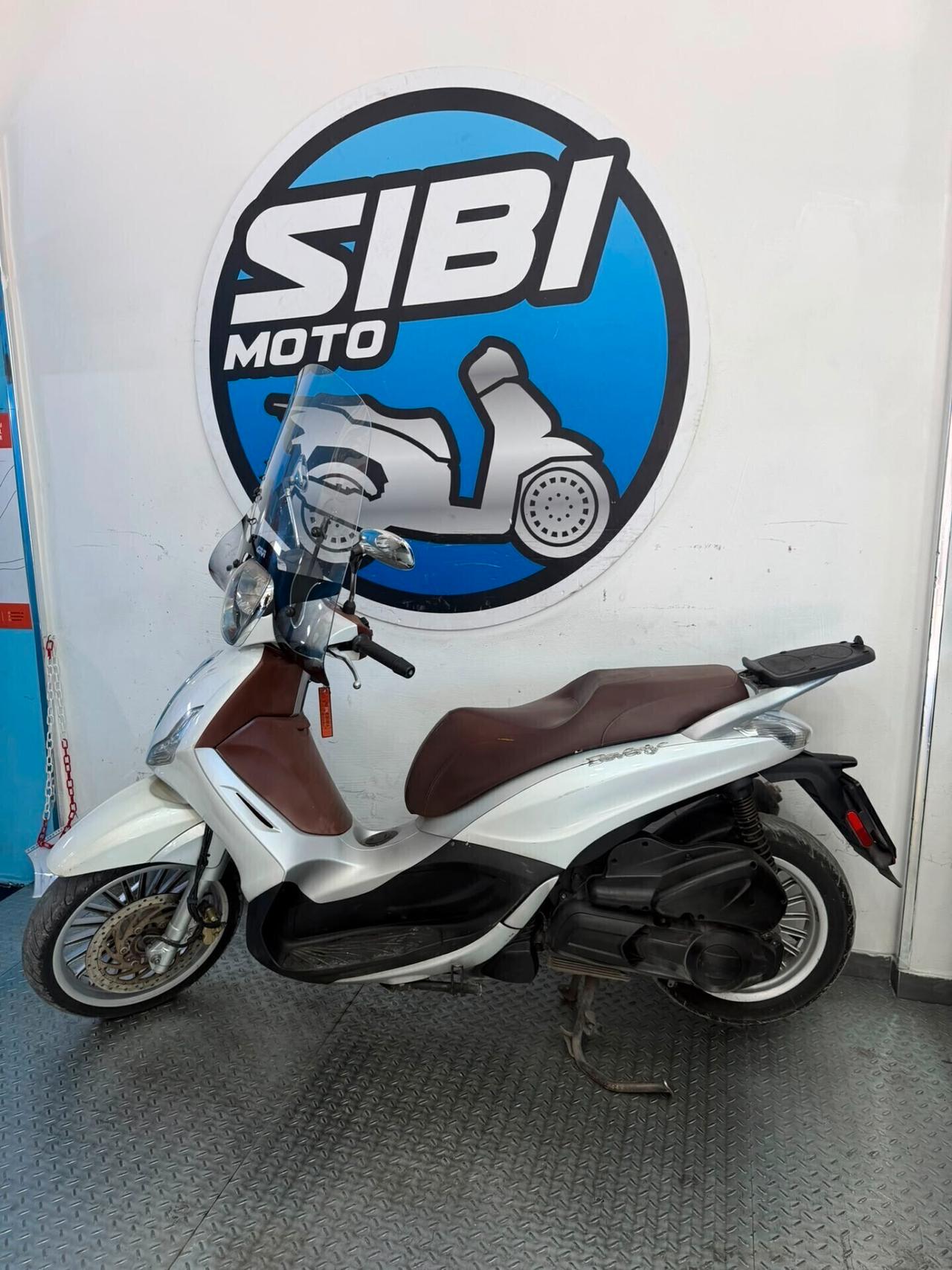 Piaggio Beverly 300