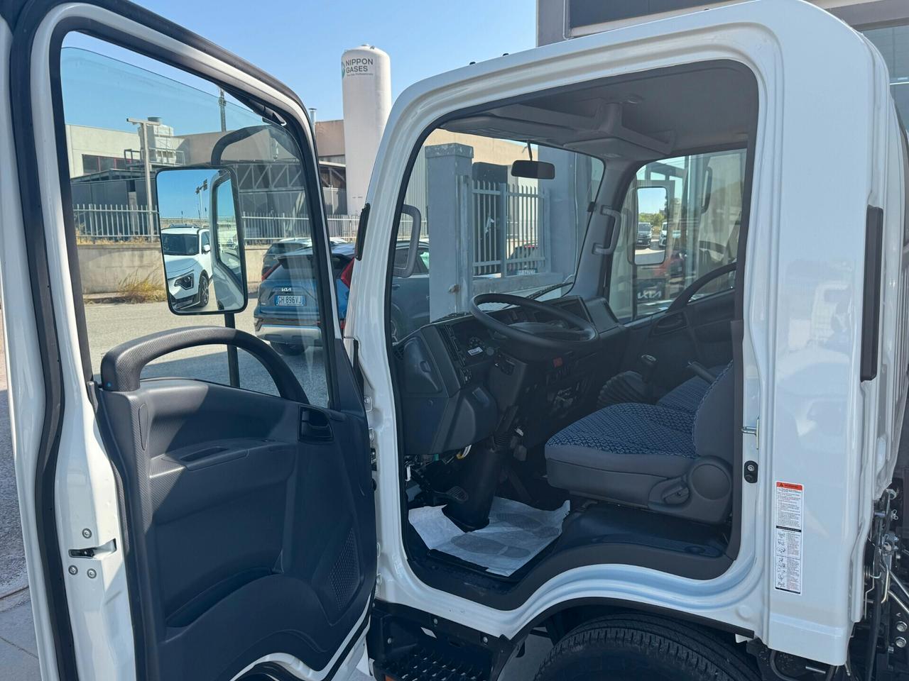 Isuzu M21 2.0 120 cv Ribaltabile Trilaterale