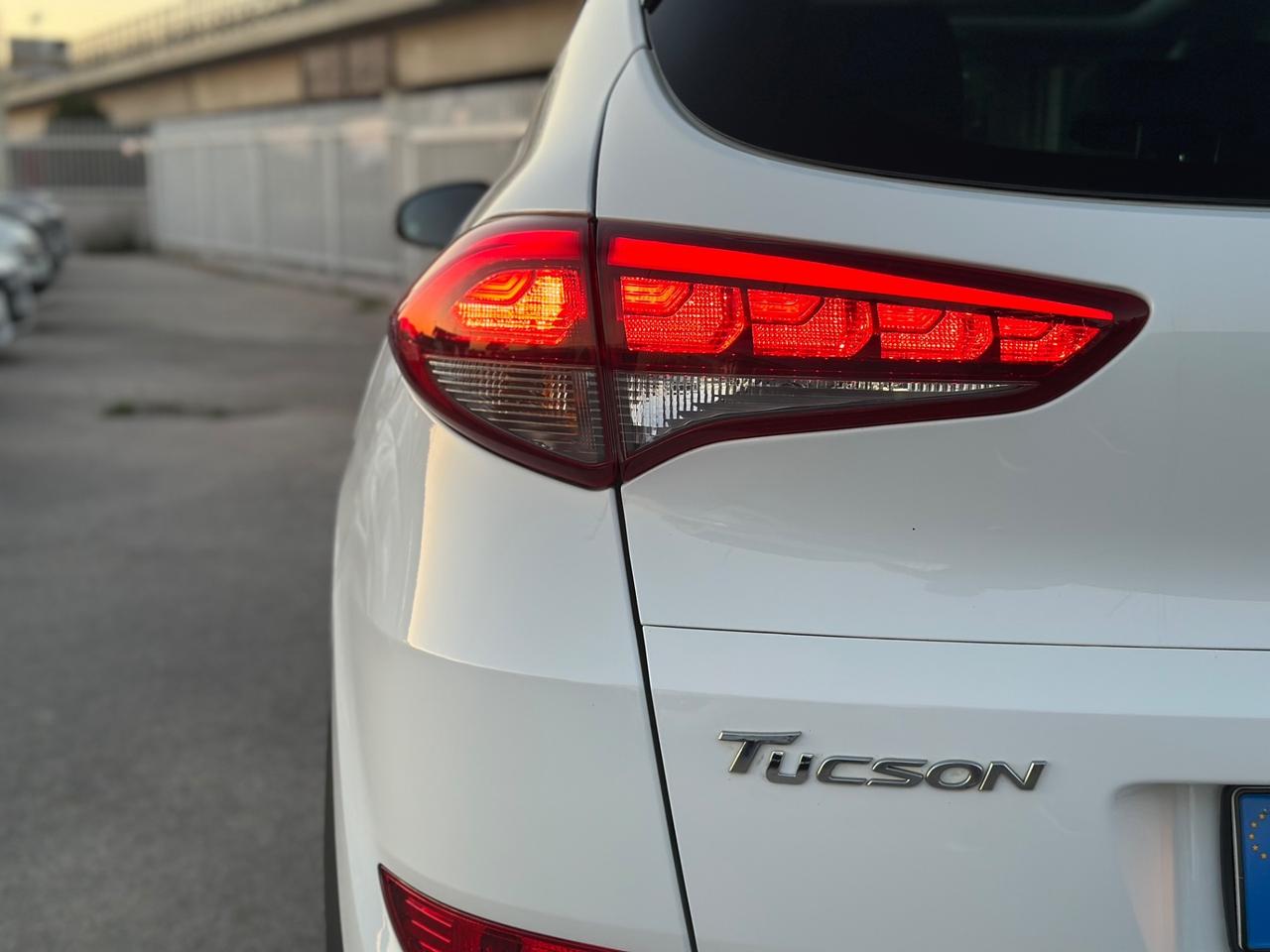 Hyundai Tucson 2018 1.7 116CV XPossible TETTO APRIB