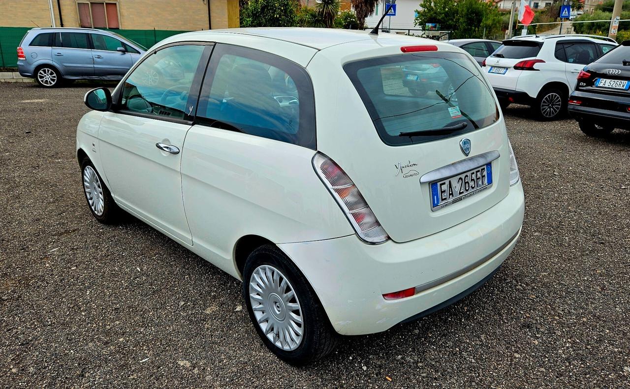 Lancia Ypsilon 1.2 Argento