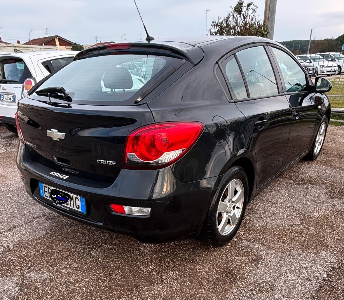 Chevrolet Cruze 1.8 5 porte LT GPL