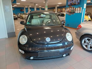 Volkswagen New Beetle 2.0 Cabrio