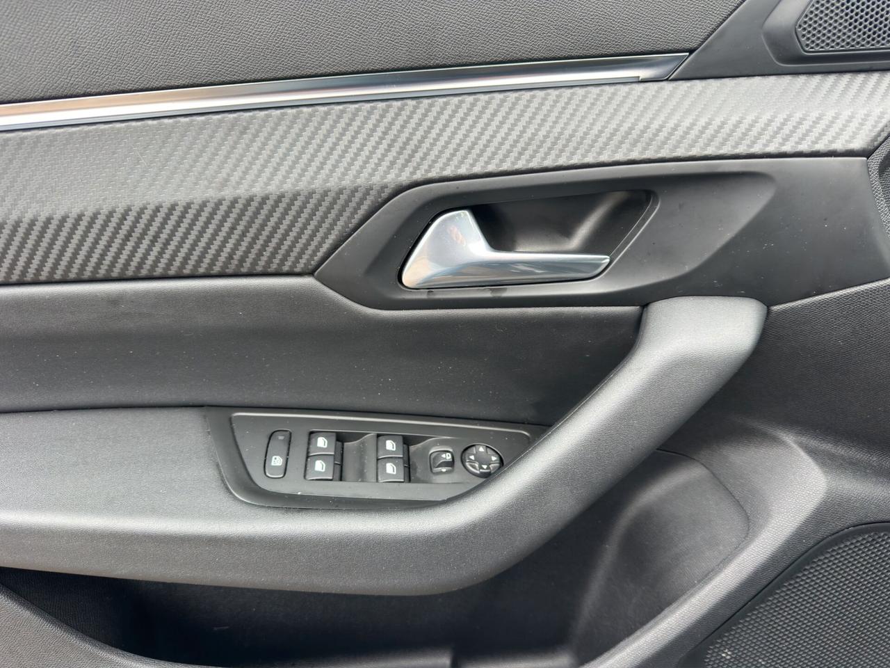 Peugeot 508 BlueHDi 130 Stop&Start EAT8 SW Allure Pack