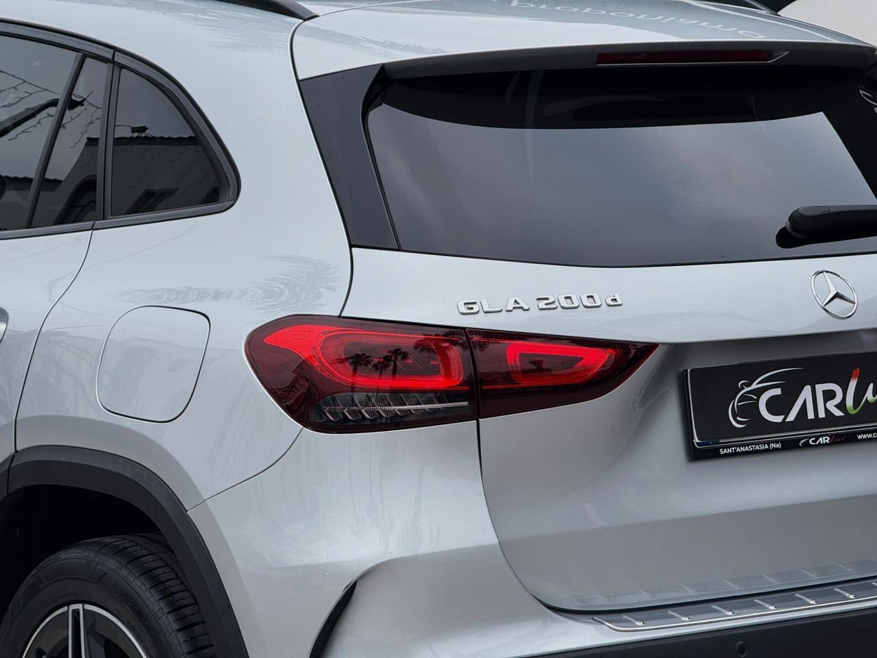 Mercedes-Benz GLA 200 d Premium AMG TETTO