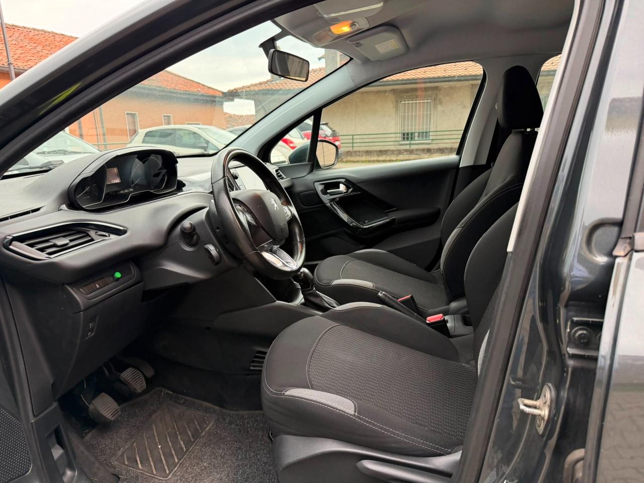 Peugeot 208 PureTech 82 5 porte Active