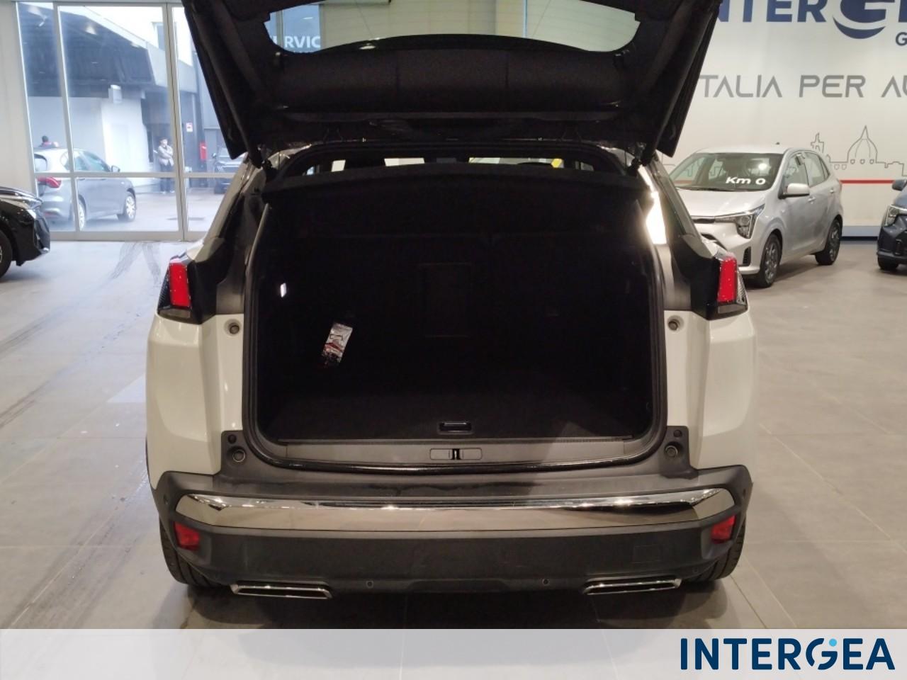 PEUGEOT 3008 1.6 hybrid4 phev GT 300cv e-eat8