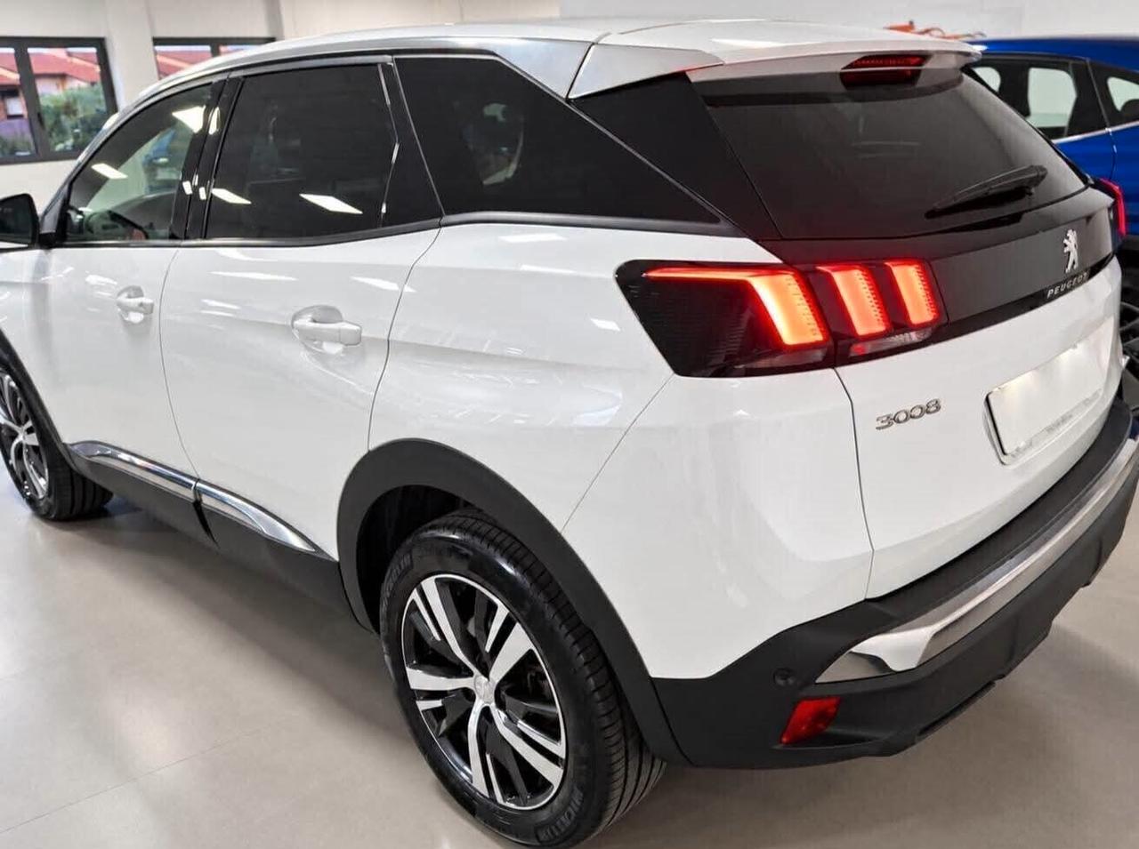 Peugeot 3008 130cv EAT8 Allure pack