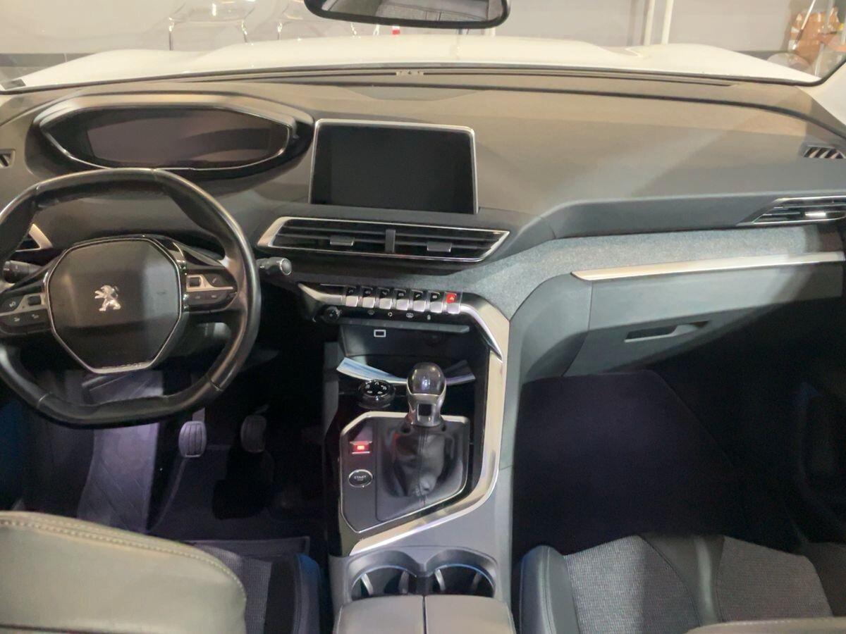 Peugeot 3008 BlueHDi 130 S&S Allure