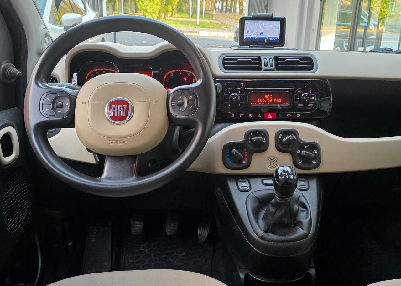 Fiat Panda 1.2 Lounge TomTom - Unico proprietario