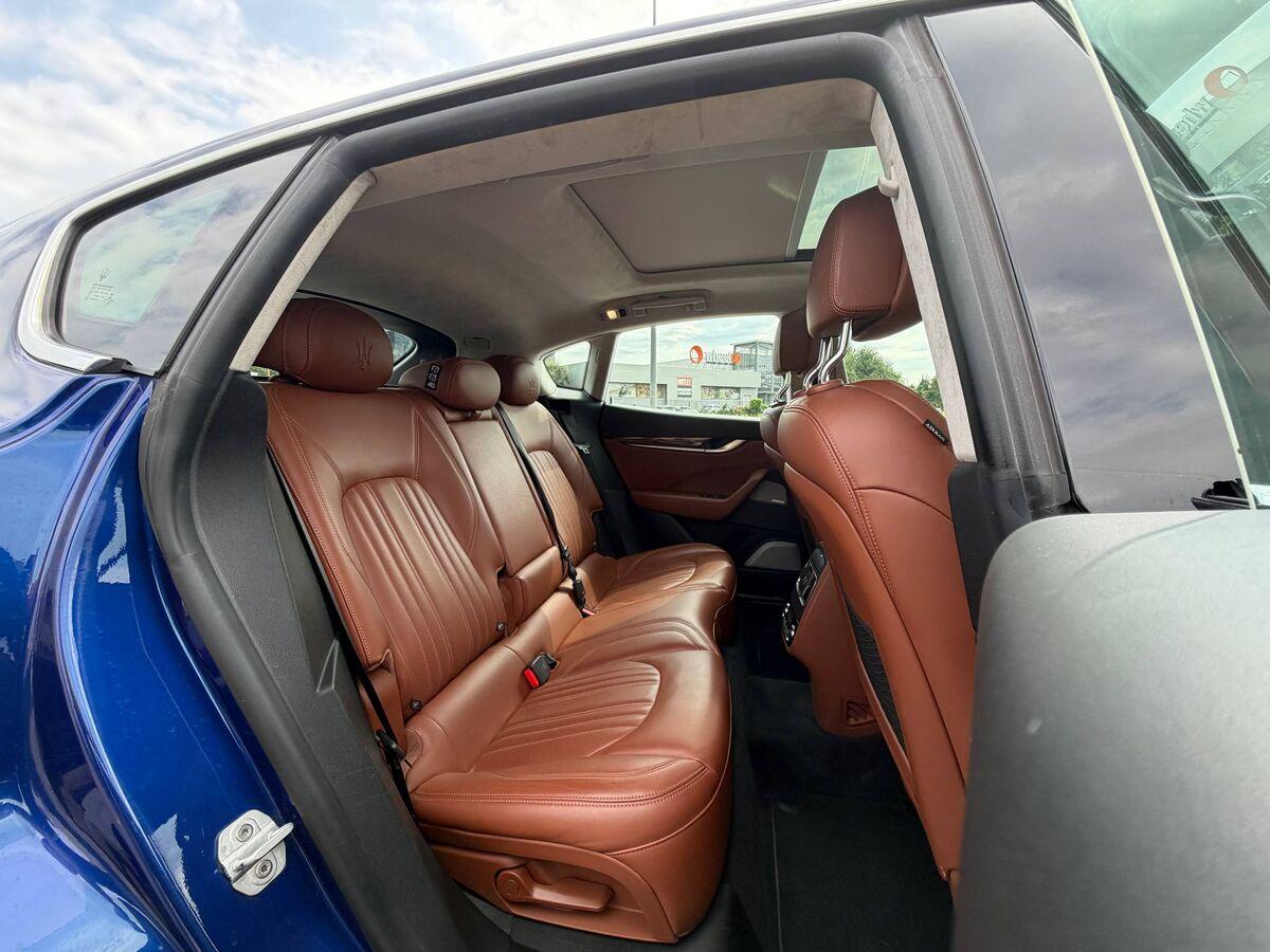 Maserati Levante 3.0 V6 275cv auto