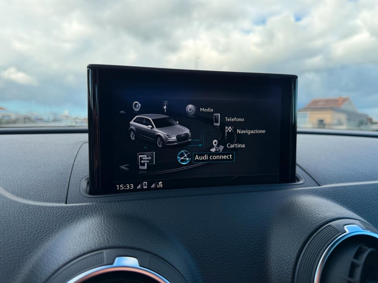 Audi A3 SPB 2.0 TDI 150cv S tronic*S ine*Virtual