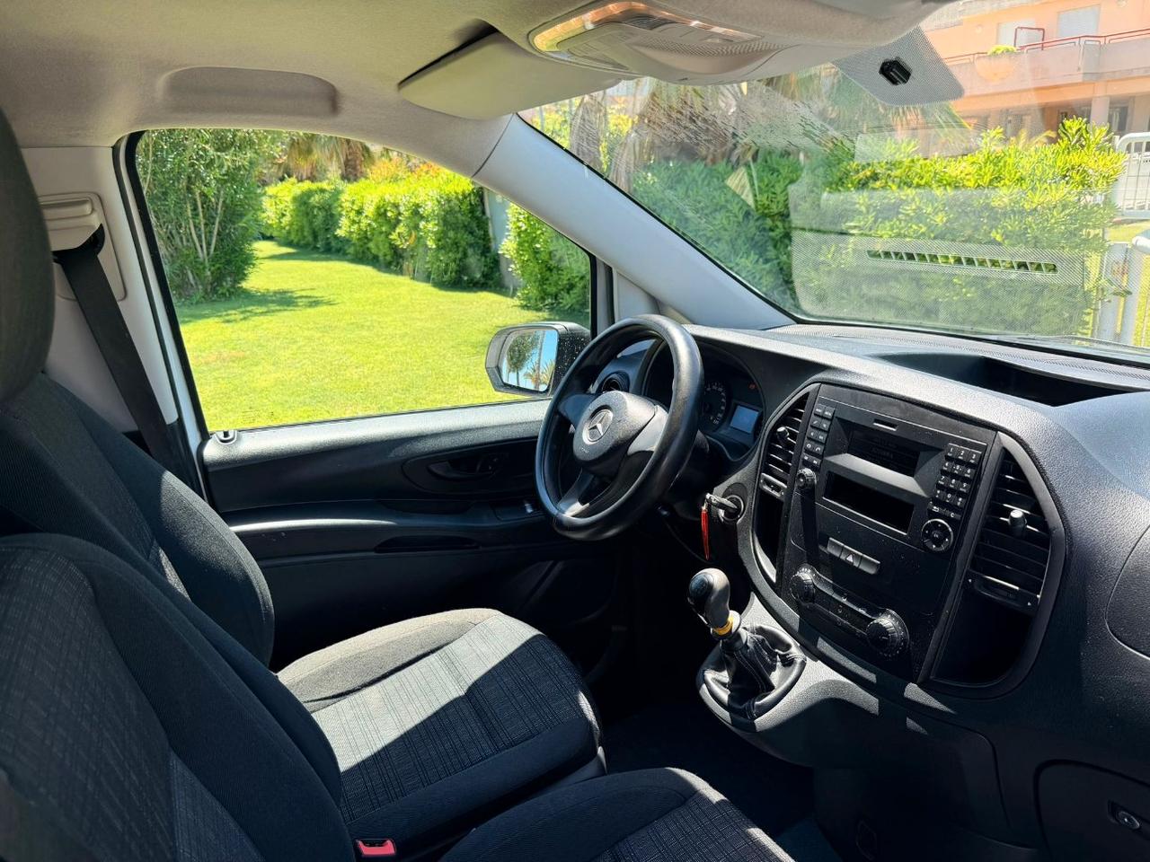 MERCEDES Vito 111 cdi compact E6