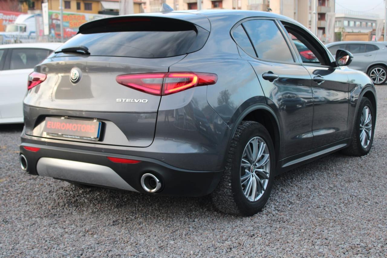 Alfa Romeo Stelvio Tua A SOLI 280€ al mese Anticipo Zero