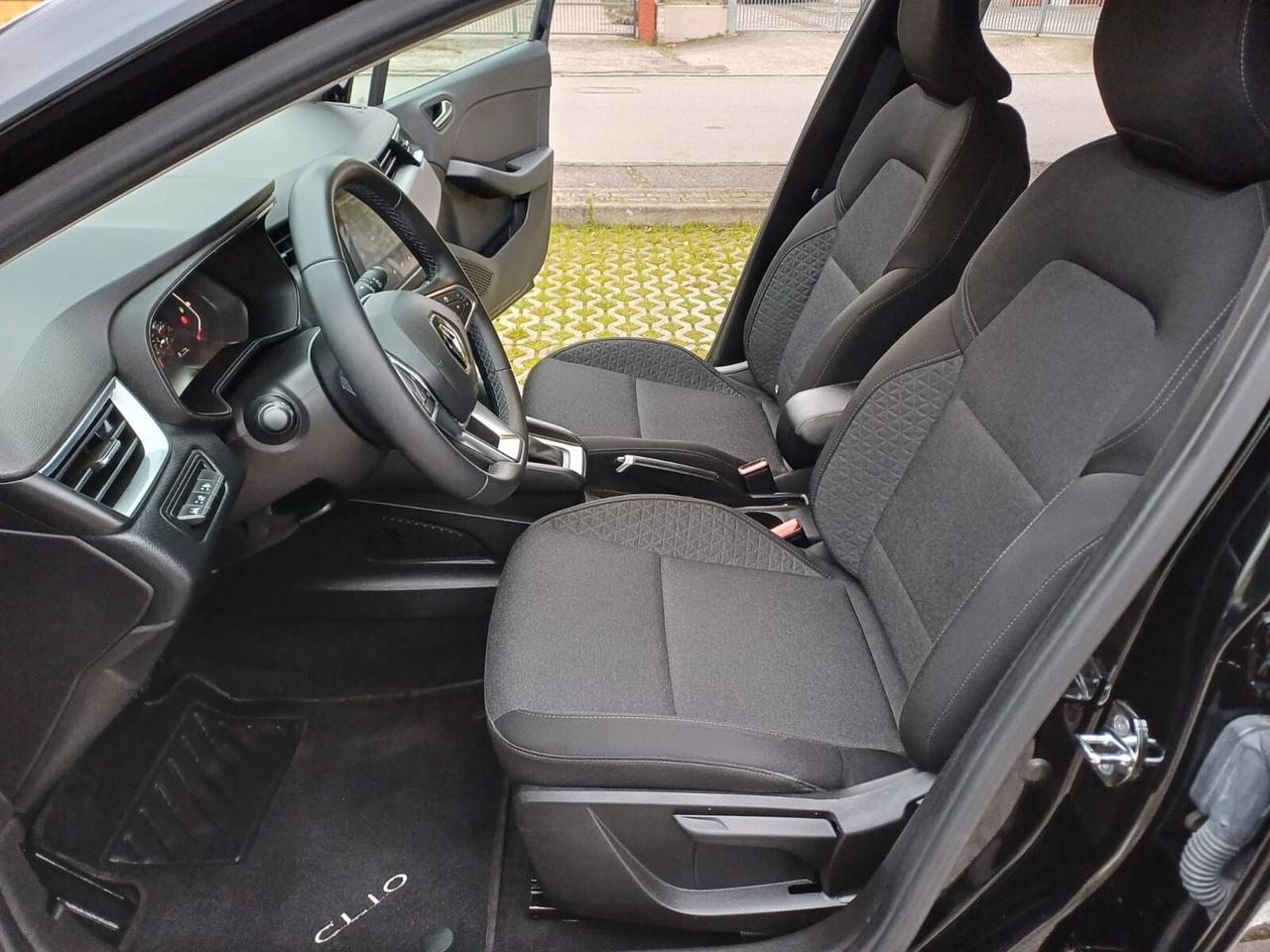 Renault Clio Full Hybrid E-Tech 140 CV 5 porte Business