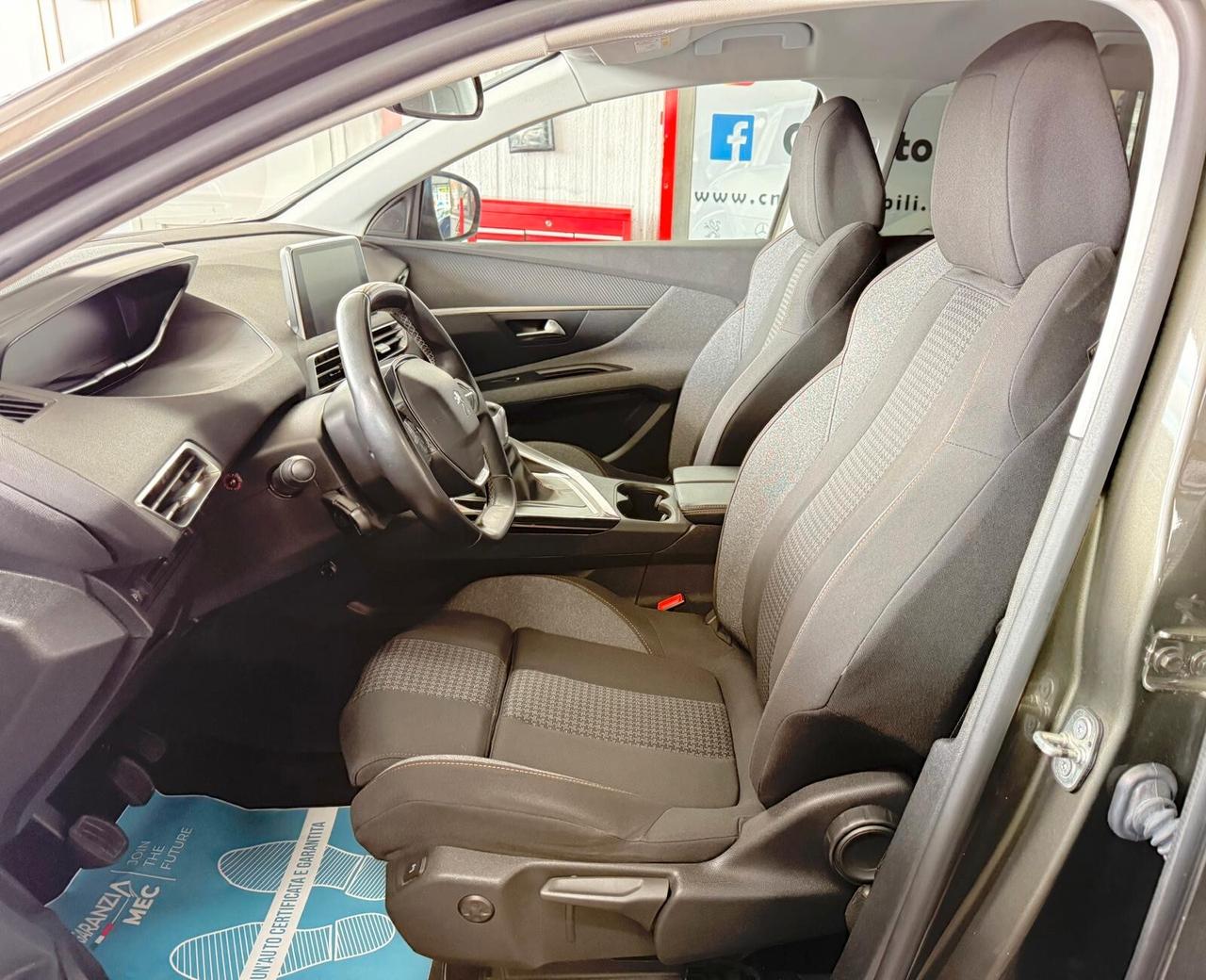 Peugeot 3008 BlueHDi 130 S&S Business 2019