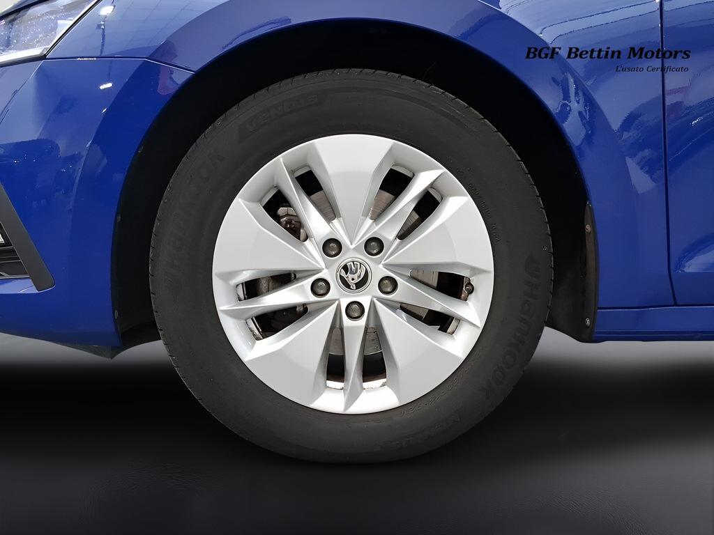 Skoda Octavia Wagon 1.0 tsi Ambition