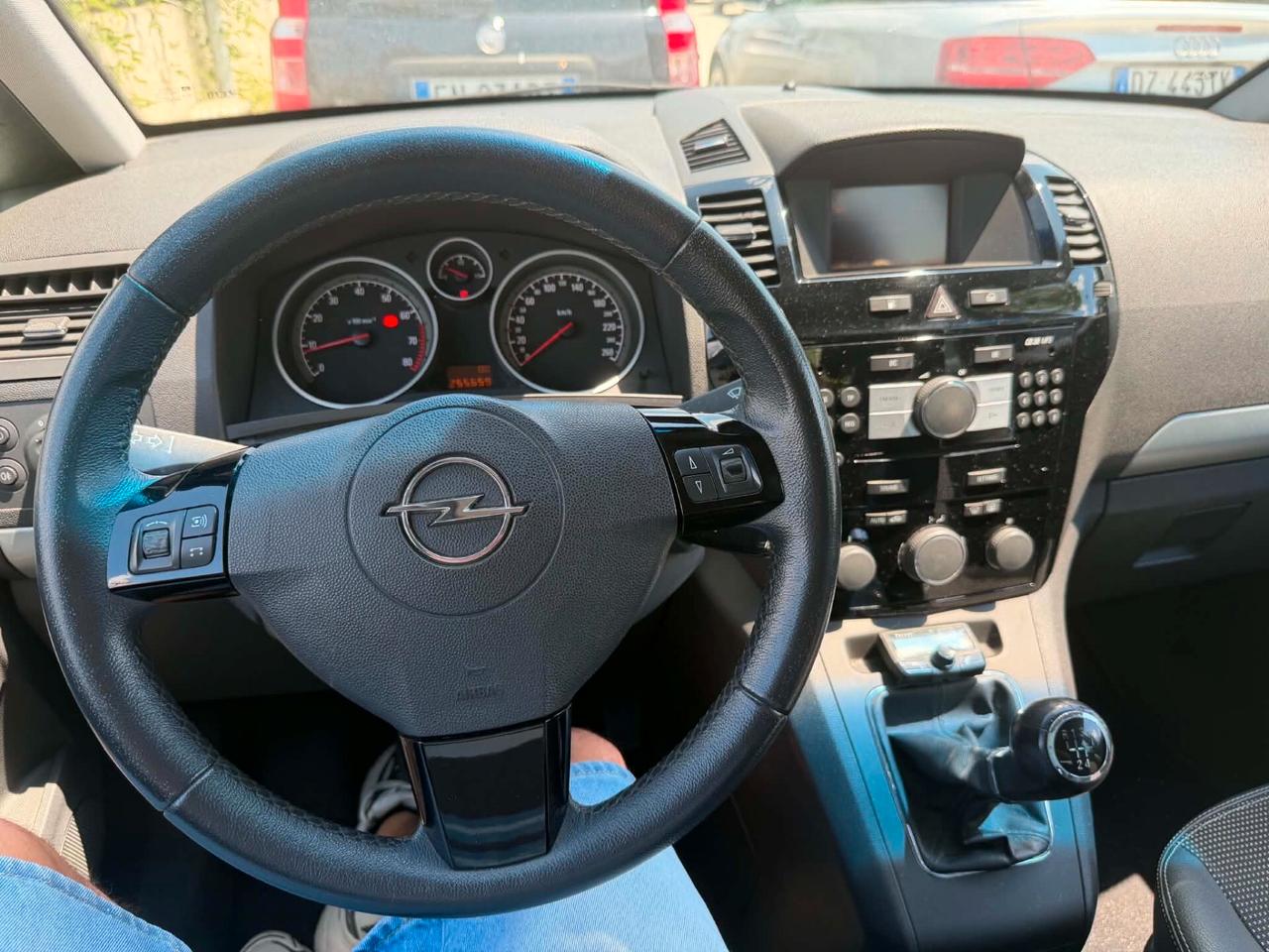 Opel Zafira 7 posti BENZ/METANO