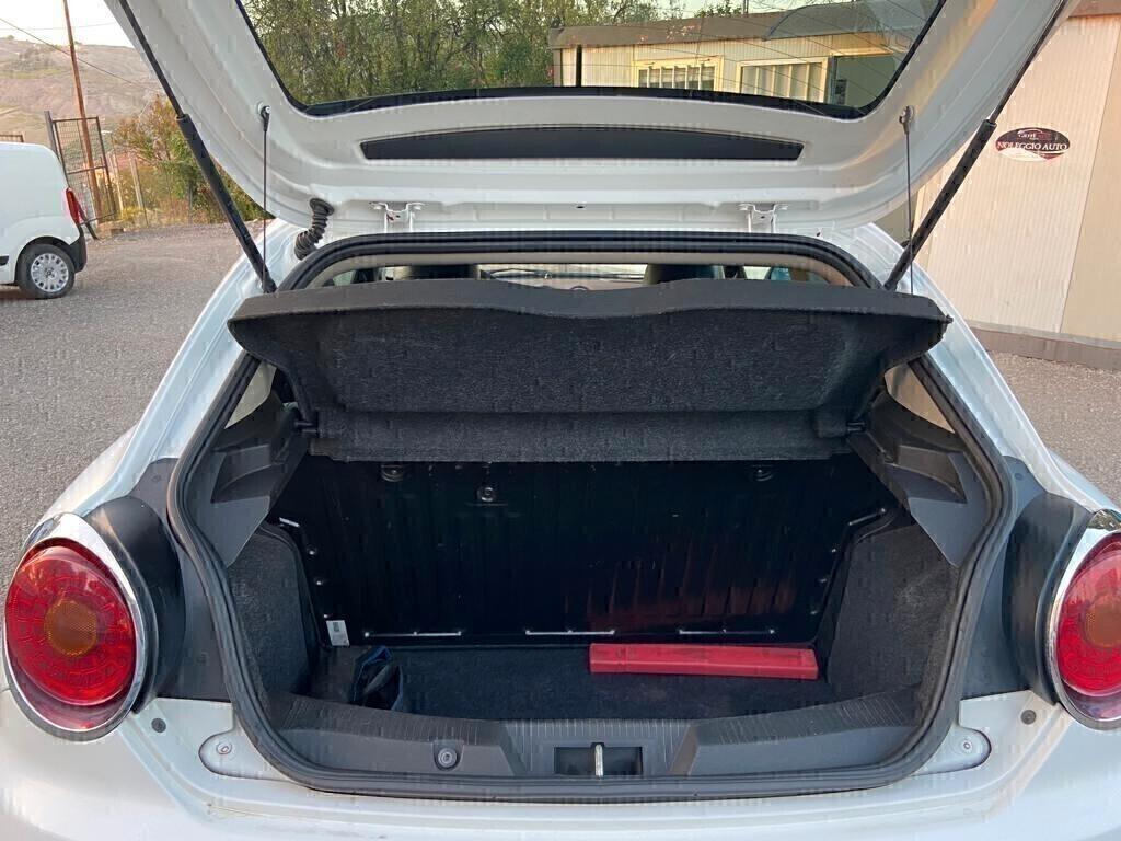 Alfa Romeo MiTo 1.6 JTDm-2 (Bianco Opaco)