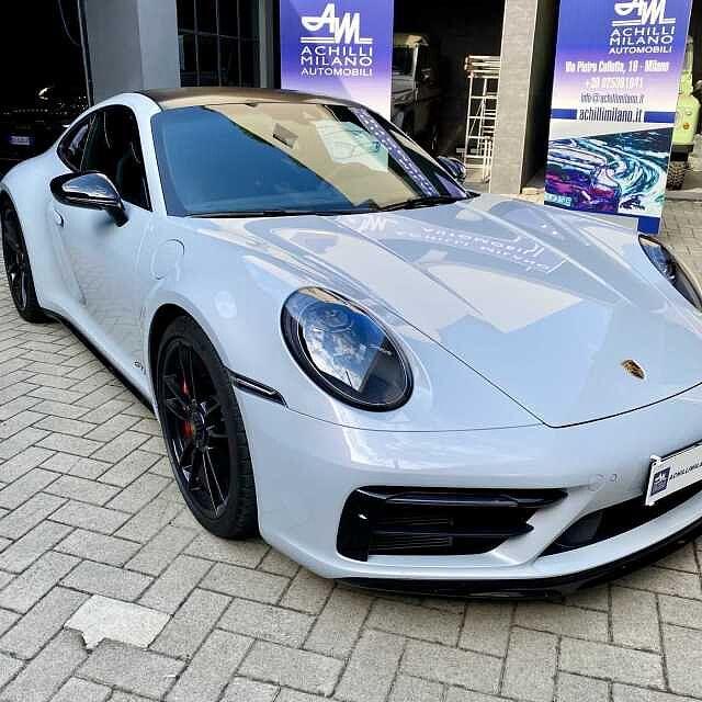 Porsche 992 Carrera 4 GTS 4 ruote sterzanti LiftSystem
