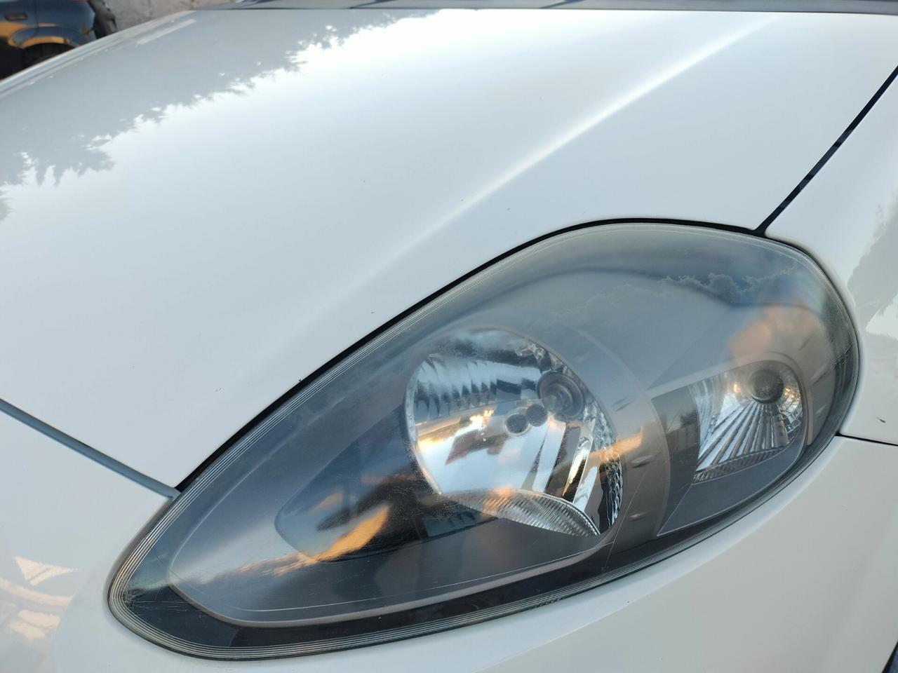 Fiat Punto 1.4 8V 5 porte Natural Power Young