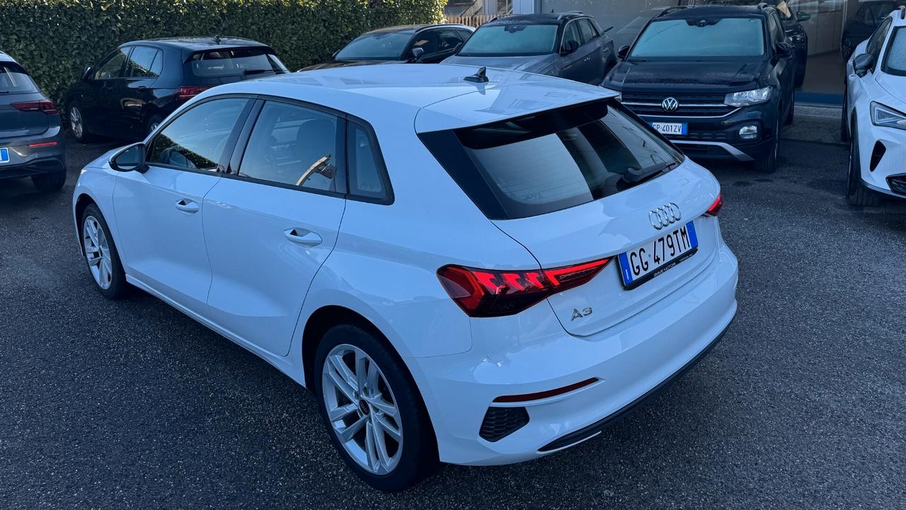 Audi A3 Sportback 2.0TDi 116cv Advanced // NO VINCOLI
