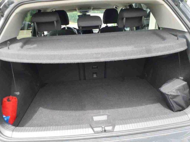 VOLKSWAGEN Golf 2.0 TDI Active Navi, Sedili risc + set invernale