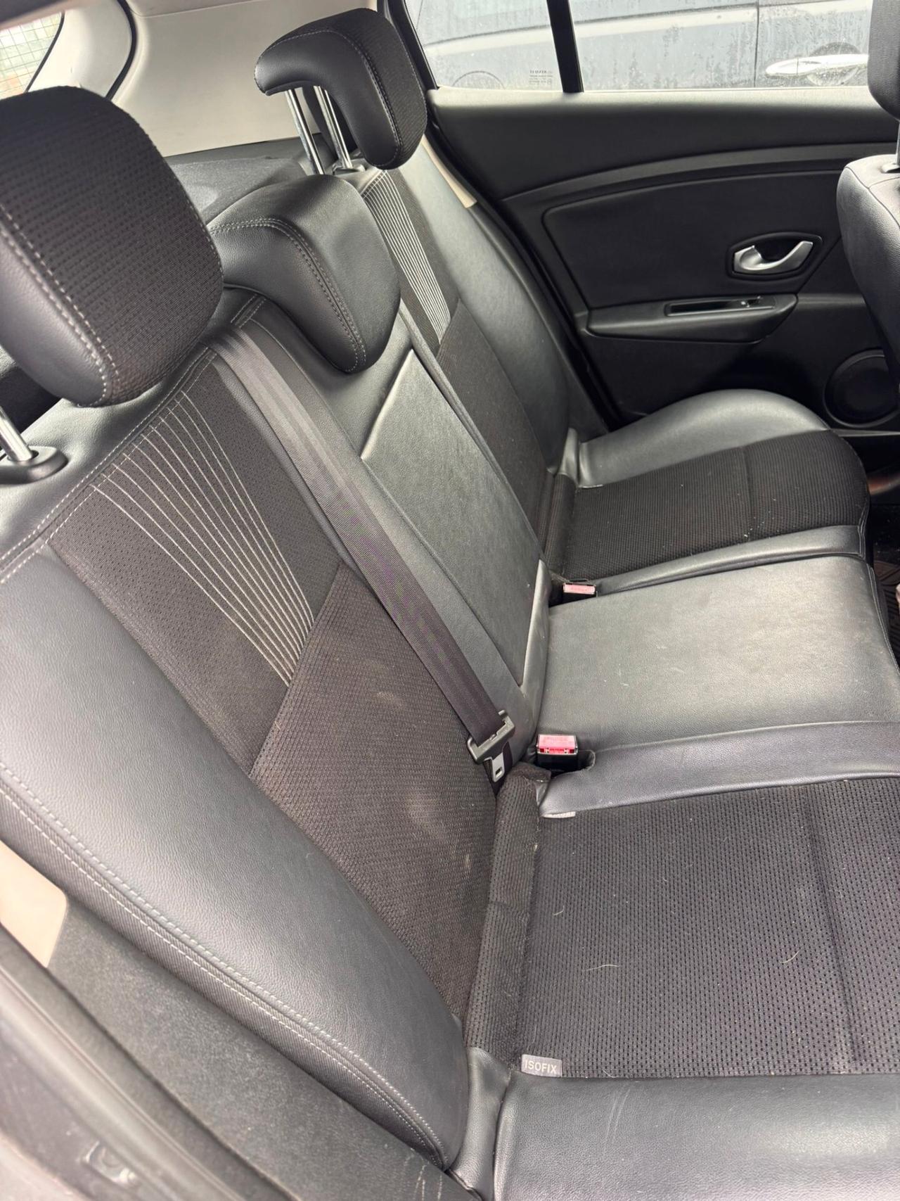 RENAULT MEGANE LUXE 1.5 DCI 110CV COME DA FOTO ANCHE PER NEOPATENTATI