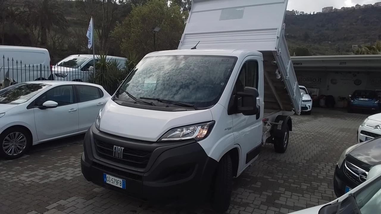 FIAT DUCATO MAXI RIBALTABILE TRILATERALE CON CASSONE RINFORZATO