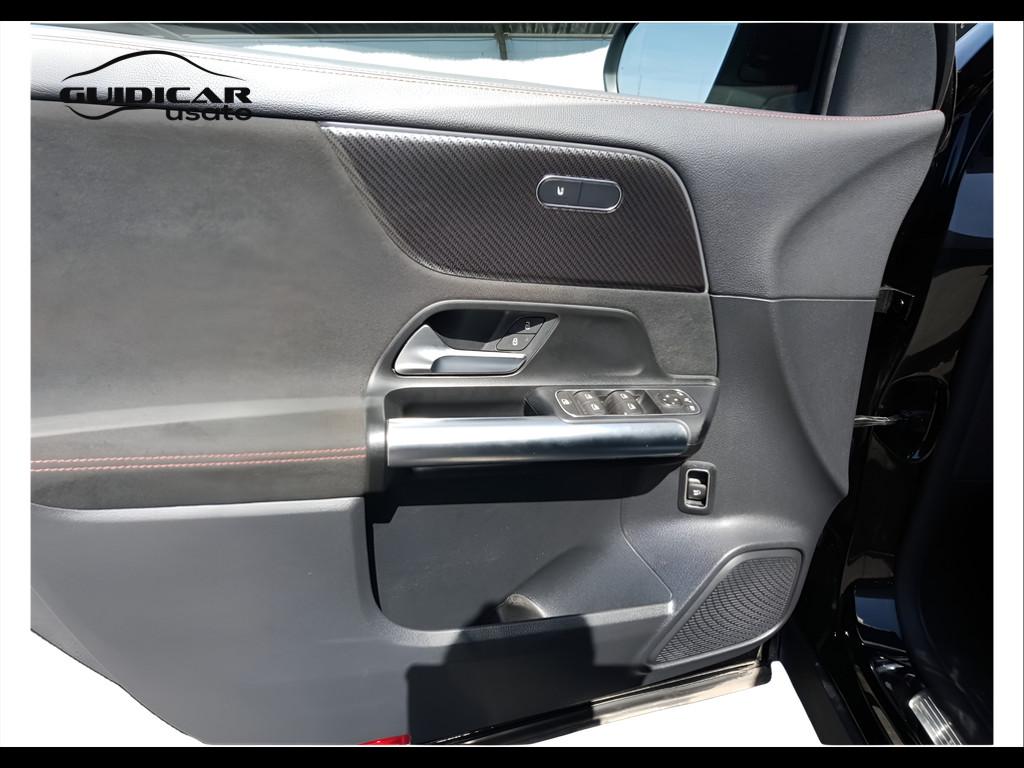 Mercedes-Benz GLA-H247 2023 - GLA 180 d AMG Line Advanced Plus auto