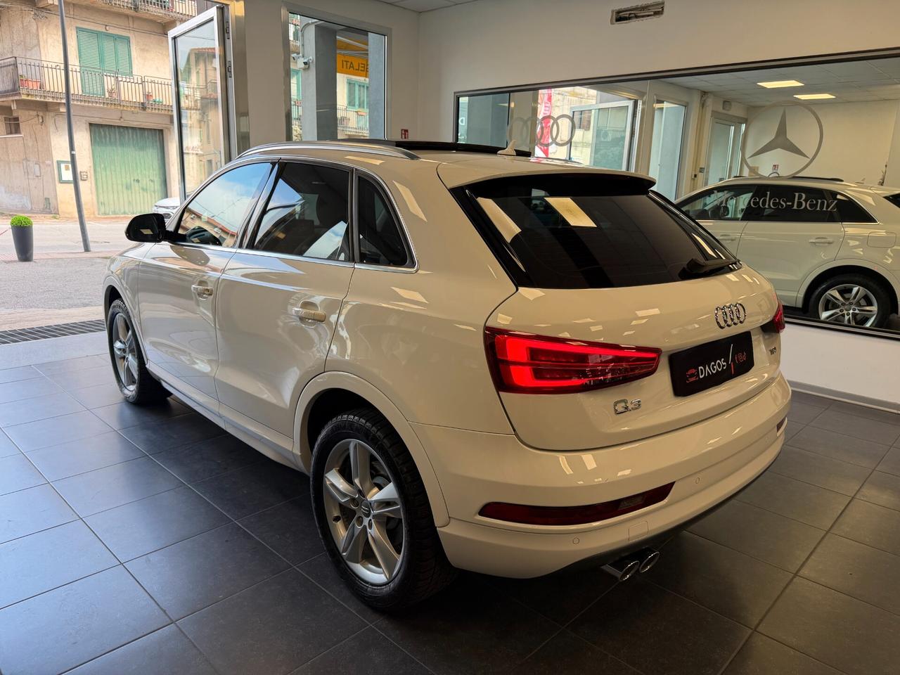 Audi Q3 2.0 TDI 150 CV S line Edition