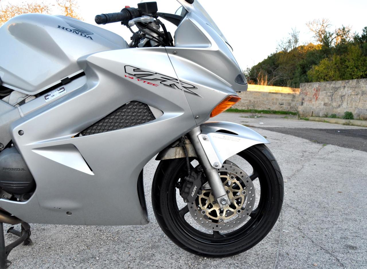 Honda VFR 800 V4 V Tech 2003