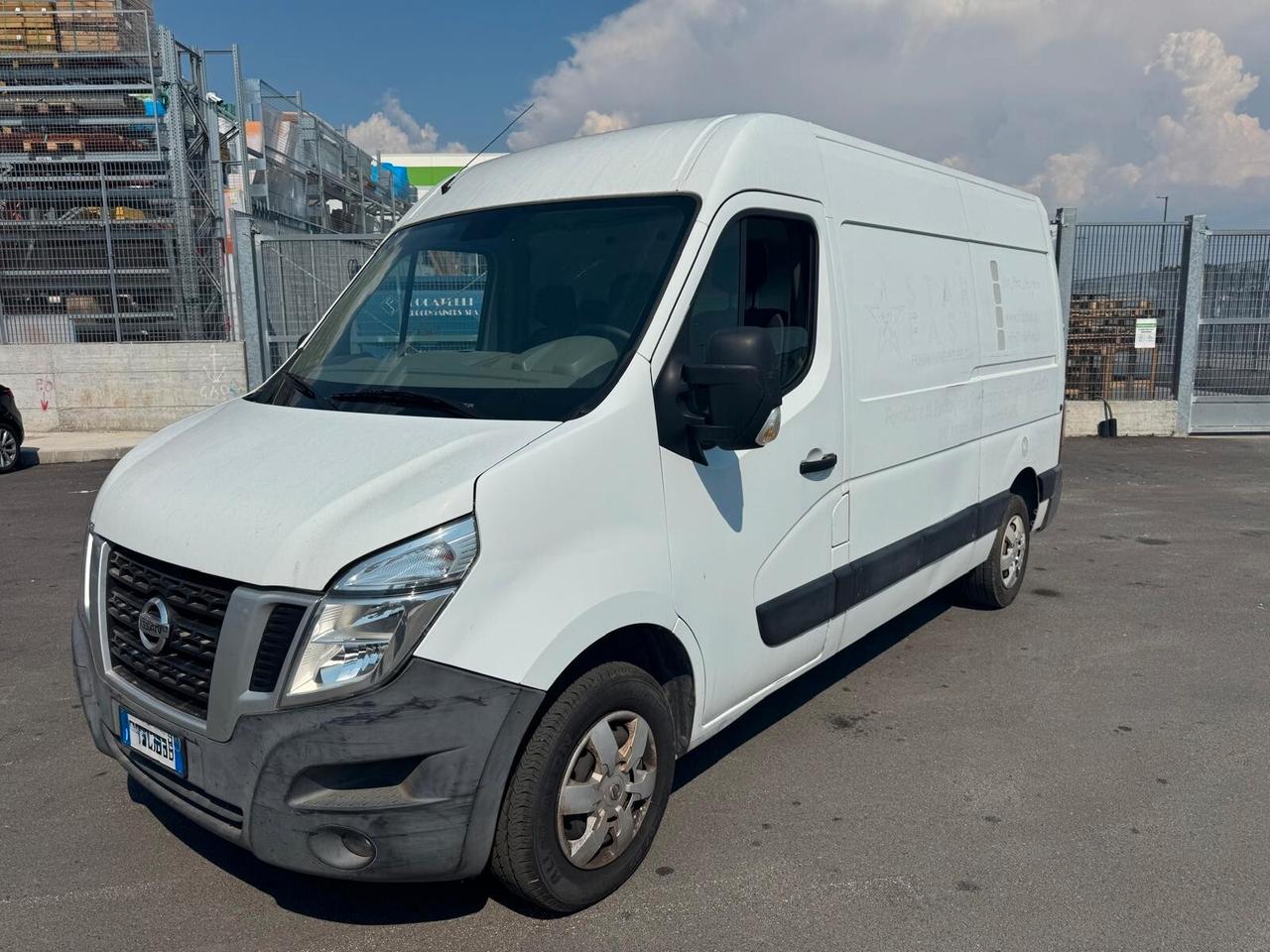 Nissan NV400 35 2.3 dCi Furgone