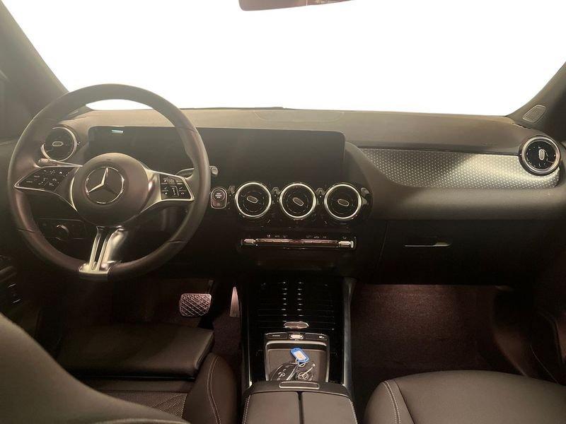 Mercedes-Benz GLA 180 d Automatic Business Extra night Pack