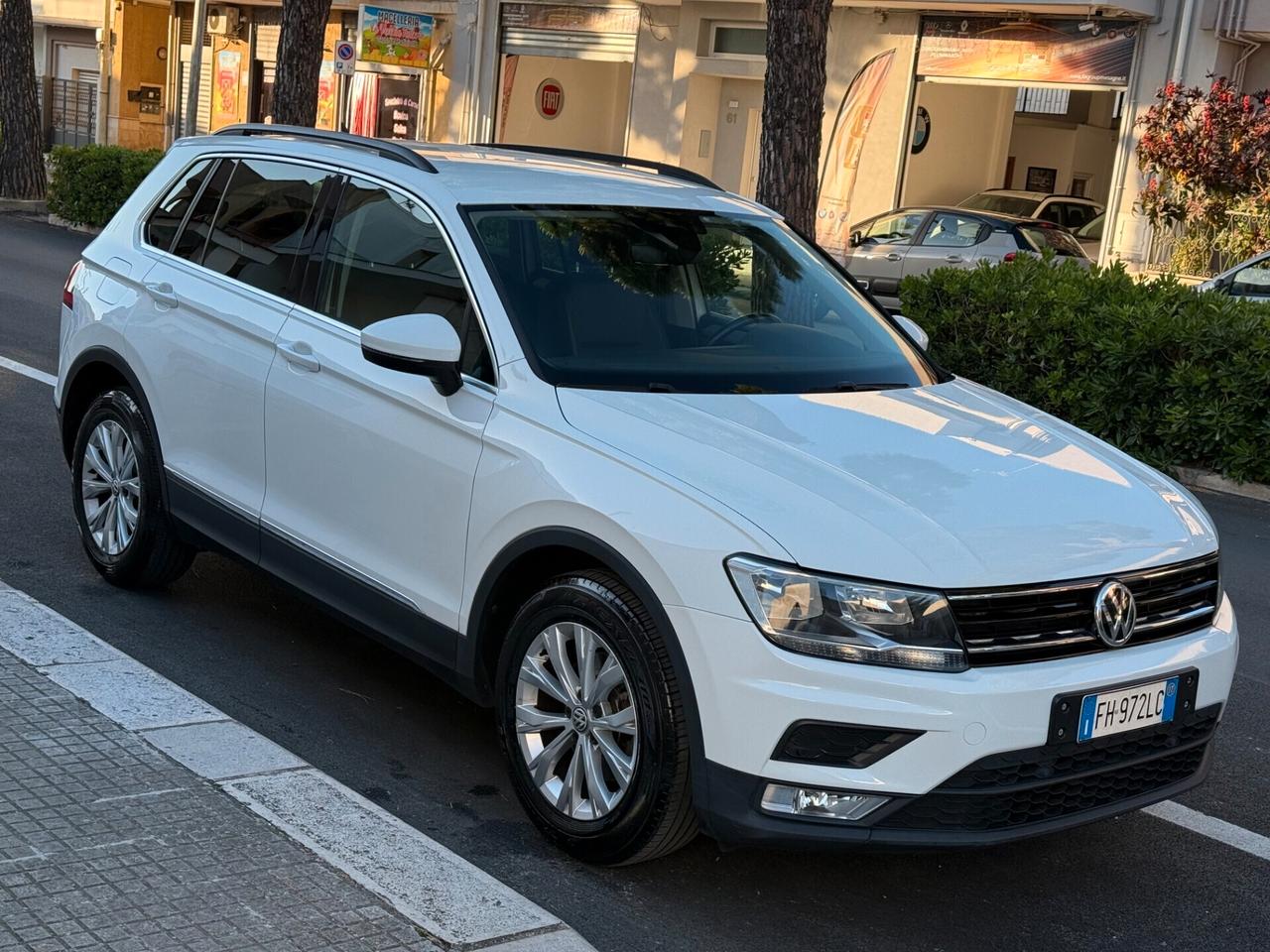 Volkswagen Tiguan 1.6 TDI 116CV CARPLAY - 2017