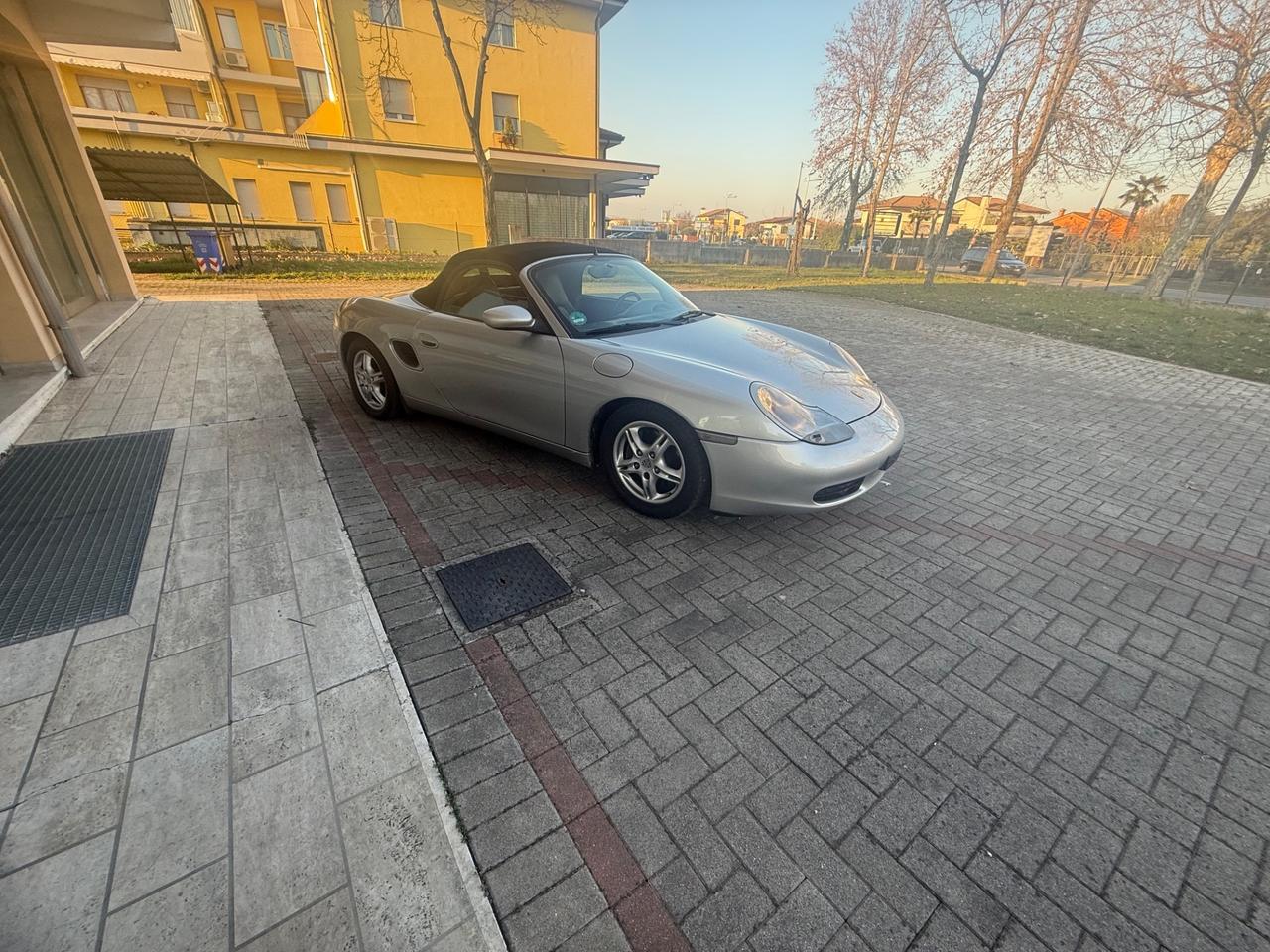 Porsche Boxster 2.5i 24V cat